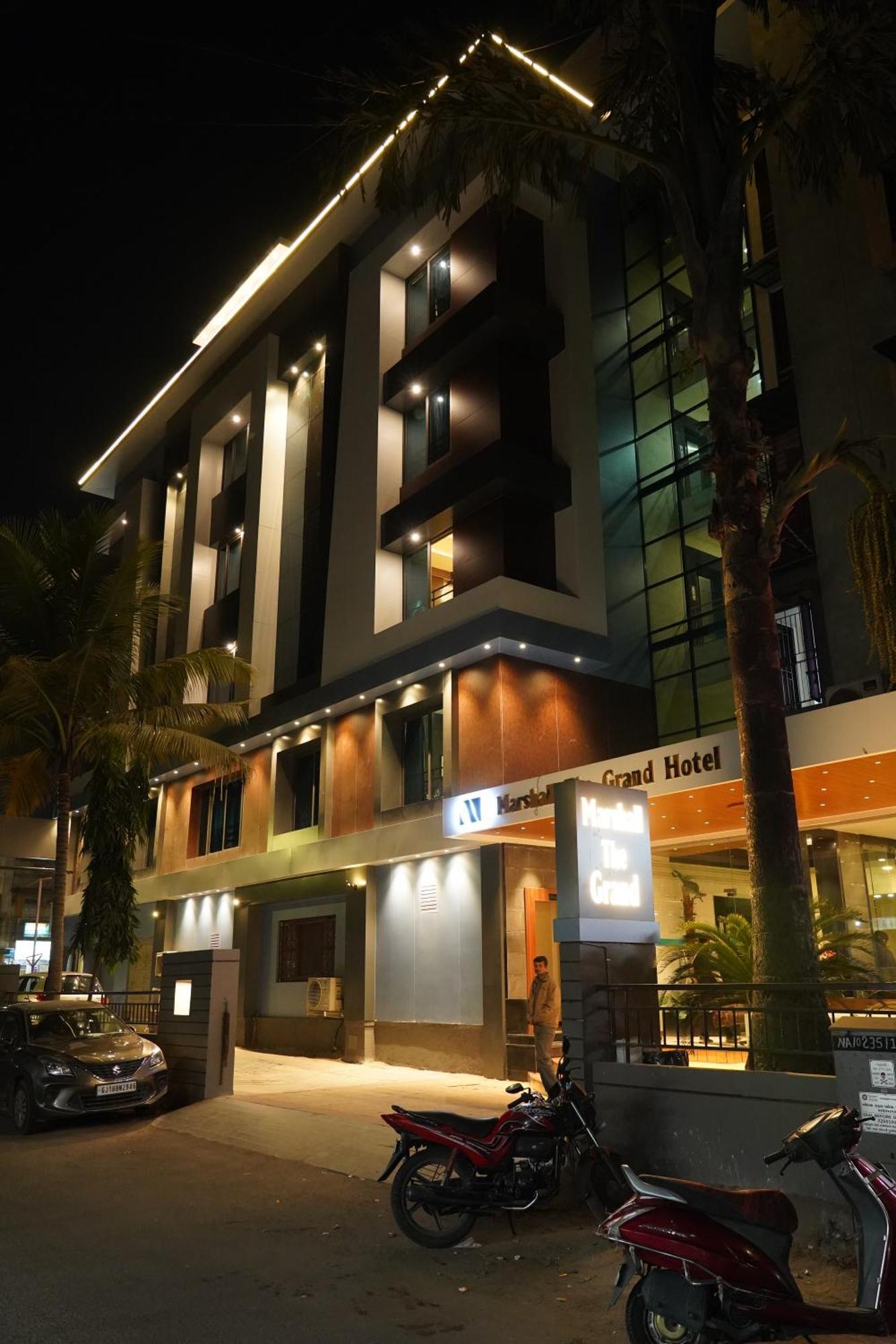 Marshall The Grand Hotel Ahmedabad Eksteriør bilde