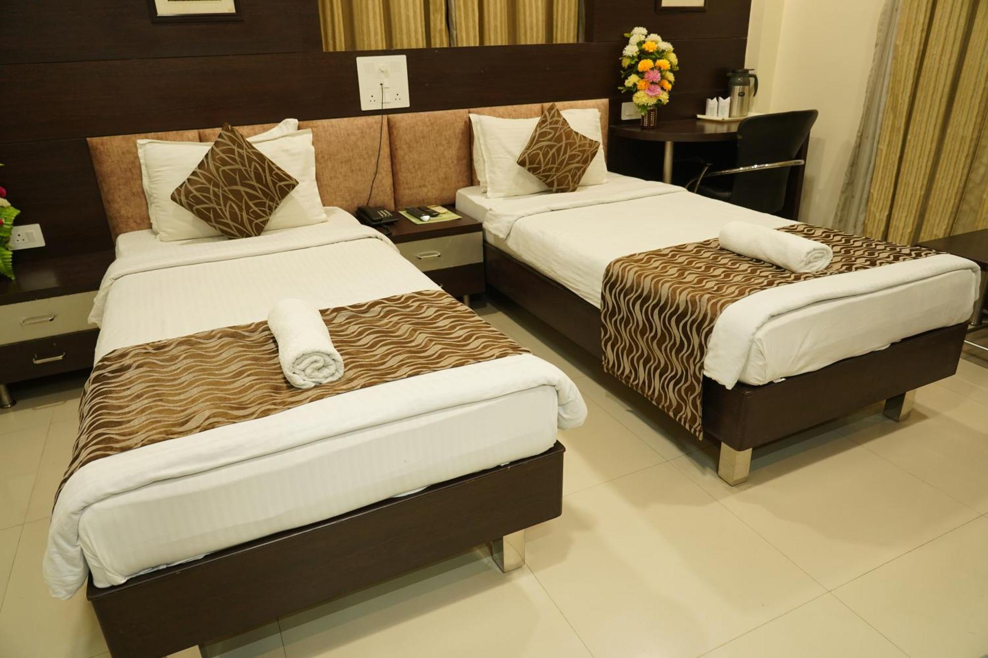 Marshall The Grand Hotel Ahmedabad Eksteriør bilde