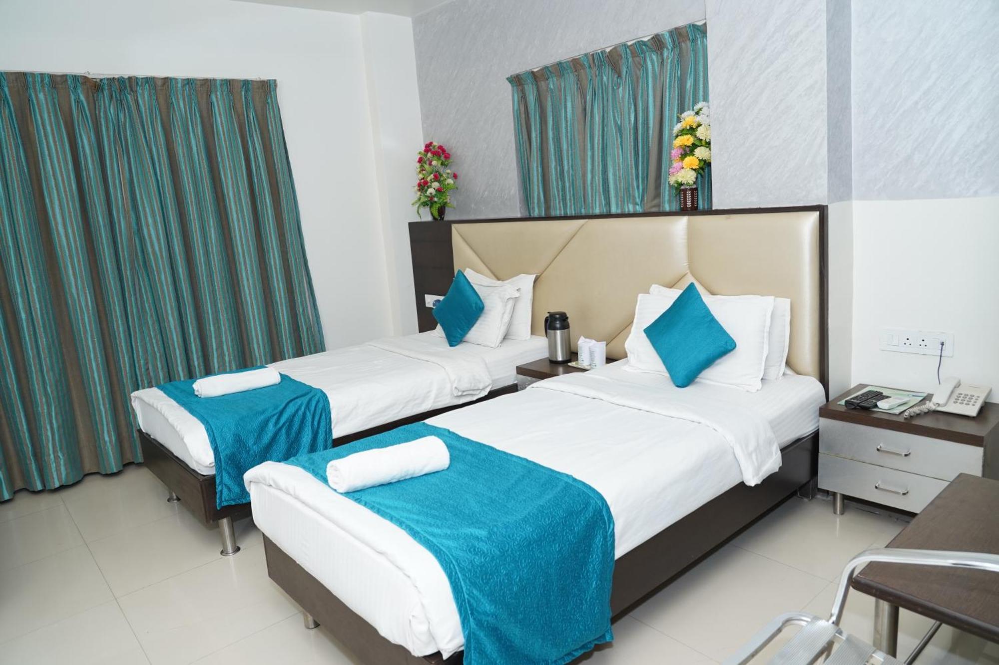 Marshall The Grand Hotel Ahmedabad Eksteriør bilde