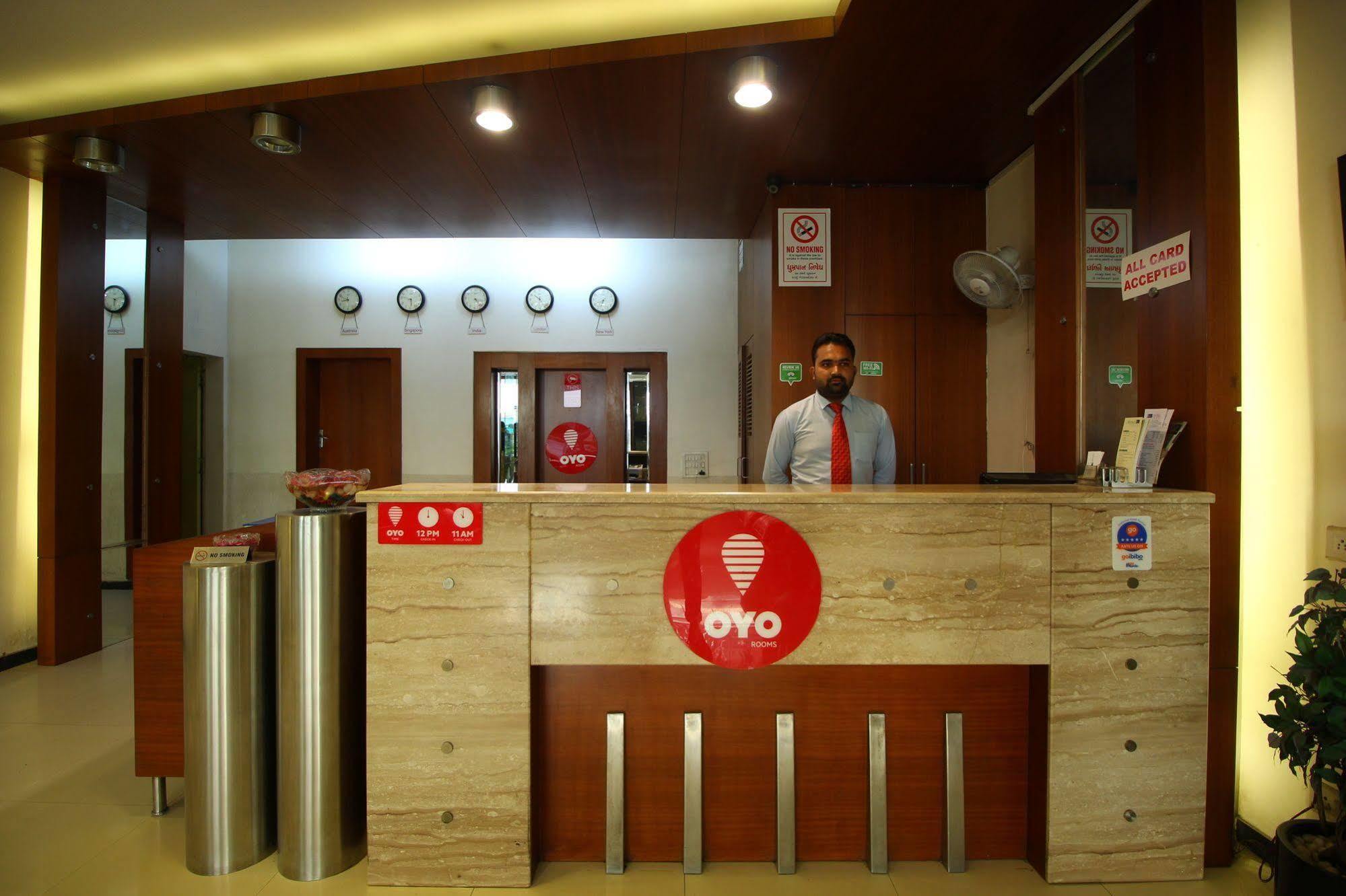 Marshall The Grand Hotel Ahmedabad Eksteriør bilde