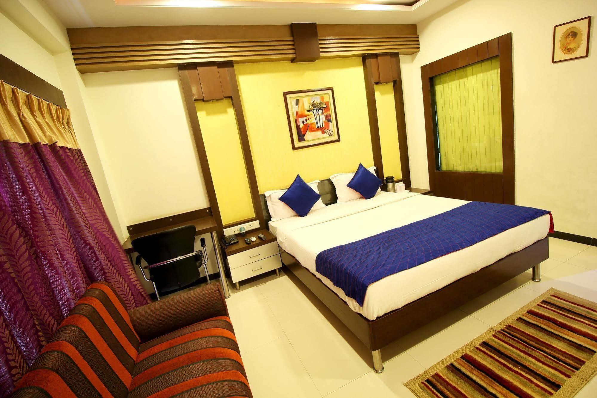 Marshall The Grand Hotel Ahmedabad Eksteriør bilde