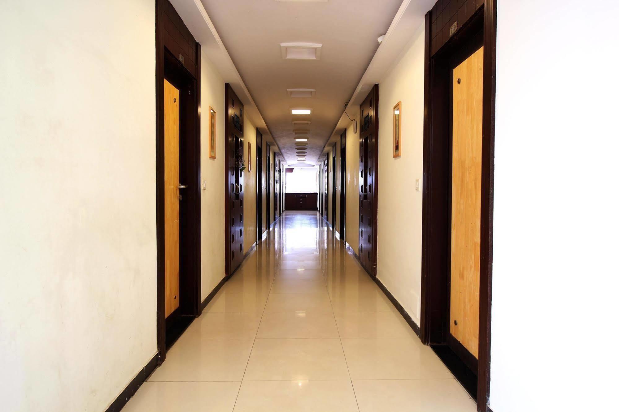 Marshall The Grand Hotel Ahmedabad Eksteriør bilde